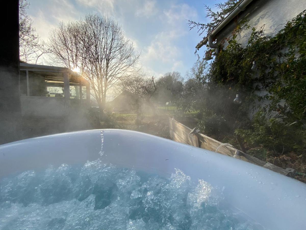 Cottage-Gite & Jacuzzi - Chez Flo & Marc Chouzy-sur-Cisse Exterior foto