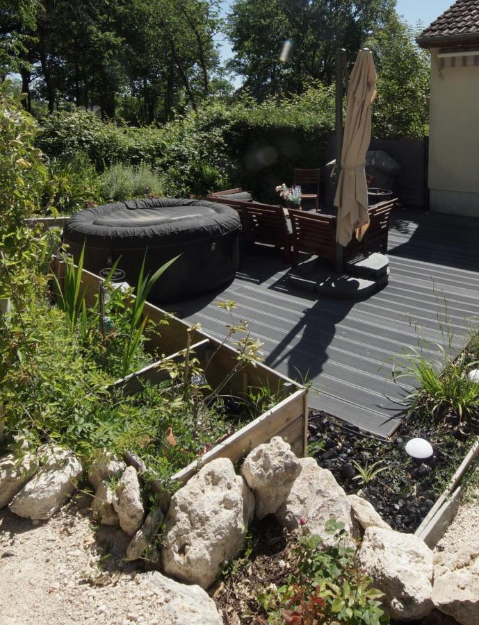 Cottage-Gite & Jacuzzi - Chez Flo & Marc Chouzy-sur-Cisse Exterior foto